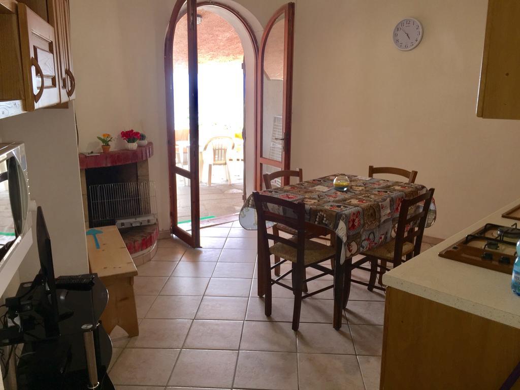 Appartamenti In Villa La Marinedda Isola Rossa Exteriér fotografie