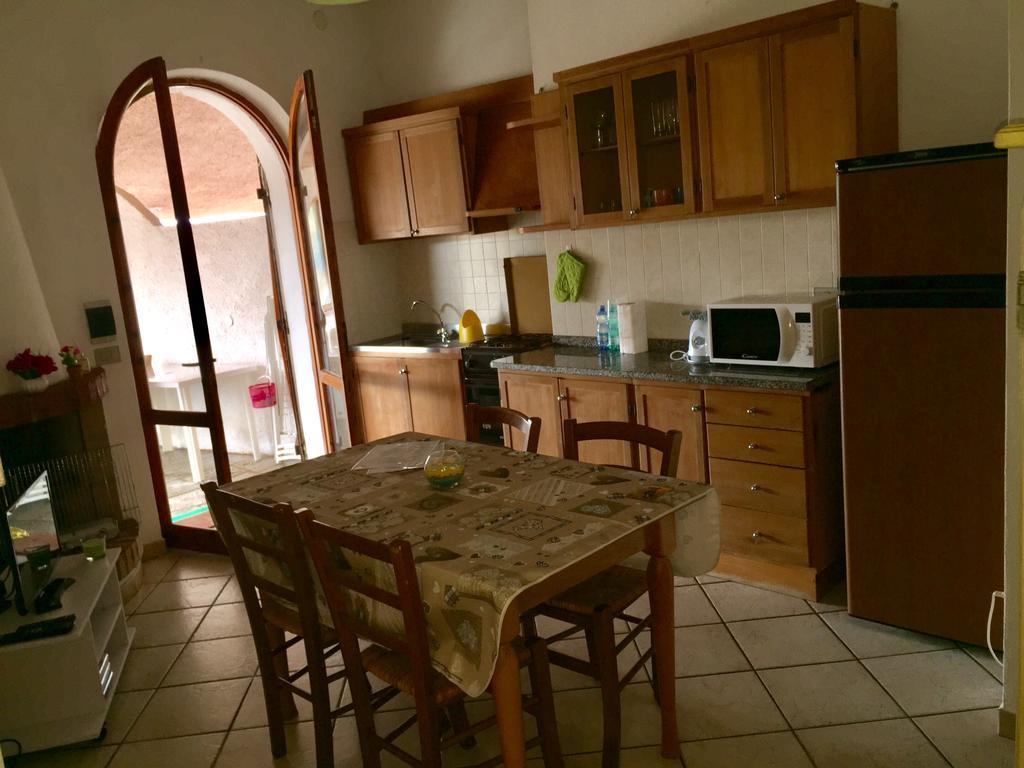 Appartamenti In Villa La Marinedda Isola Rossa Exteriér fotografie